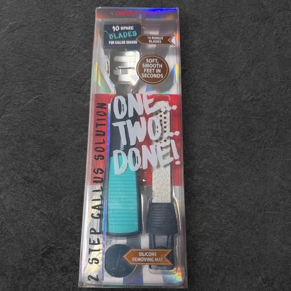 NWT Onyx Callus Remover Kit - Turquoise and Black